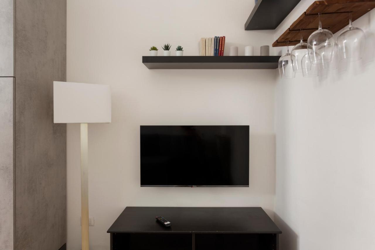 The Place, Your Place To Be - Via Tadino Apartment Milan Luaran gambar